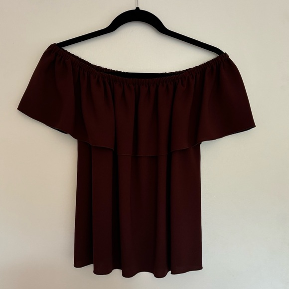 Aritizia Wilfred Off-the-Shoulder Blouse - Picture 3 of 6